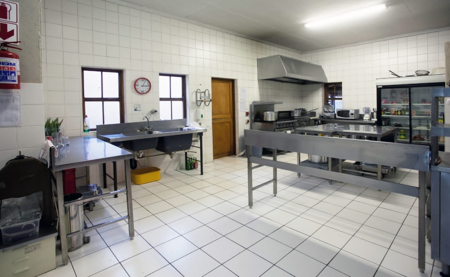 Bedroom Property for Sale in Willowmore Eastern Cape